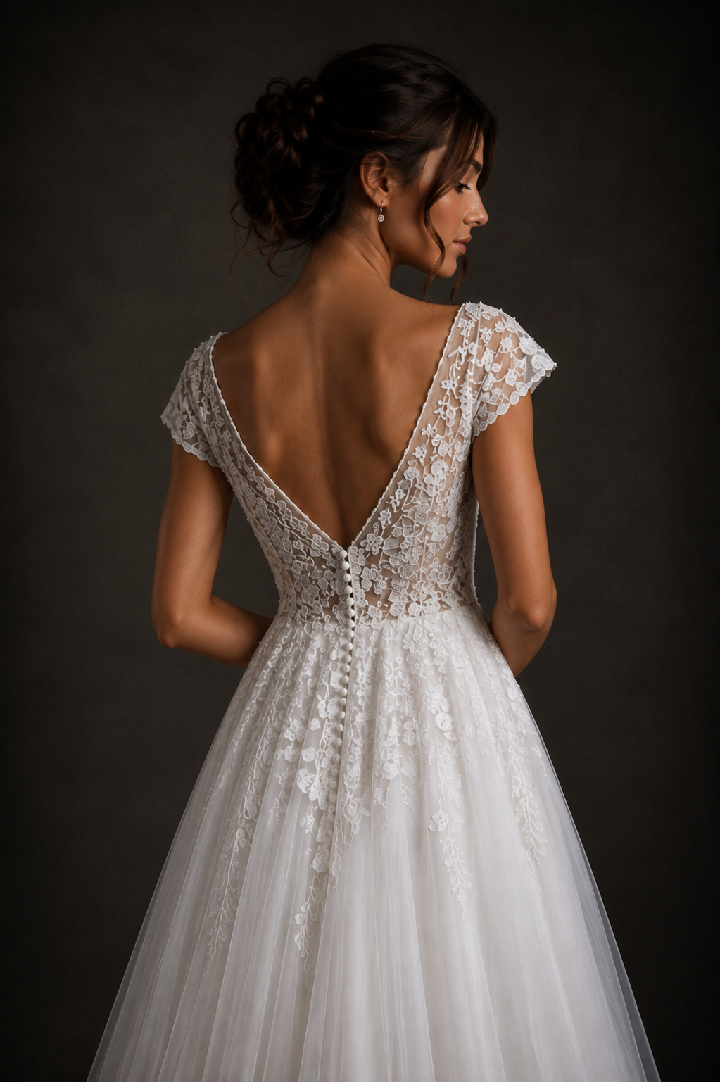 LISA Besters' Bridal Boutique Hire Bridal Gown 
