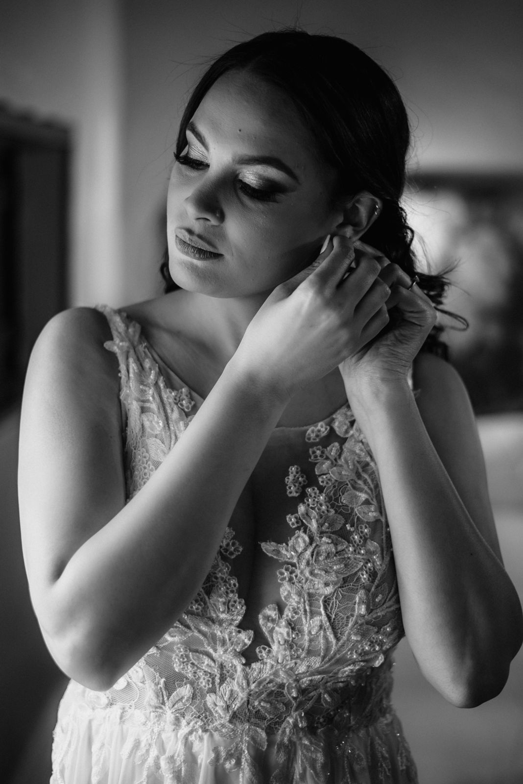 LAUREN Besters' Bridal Boutique Hire Gown