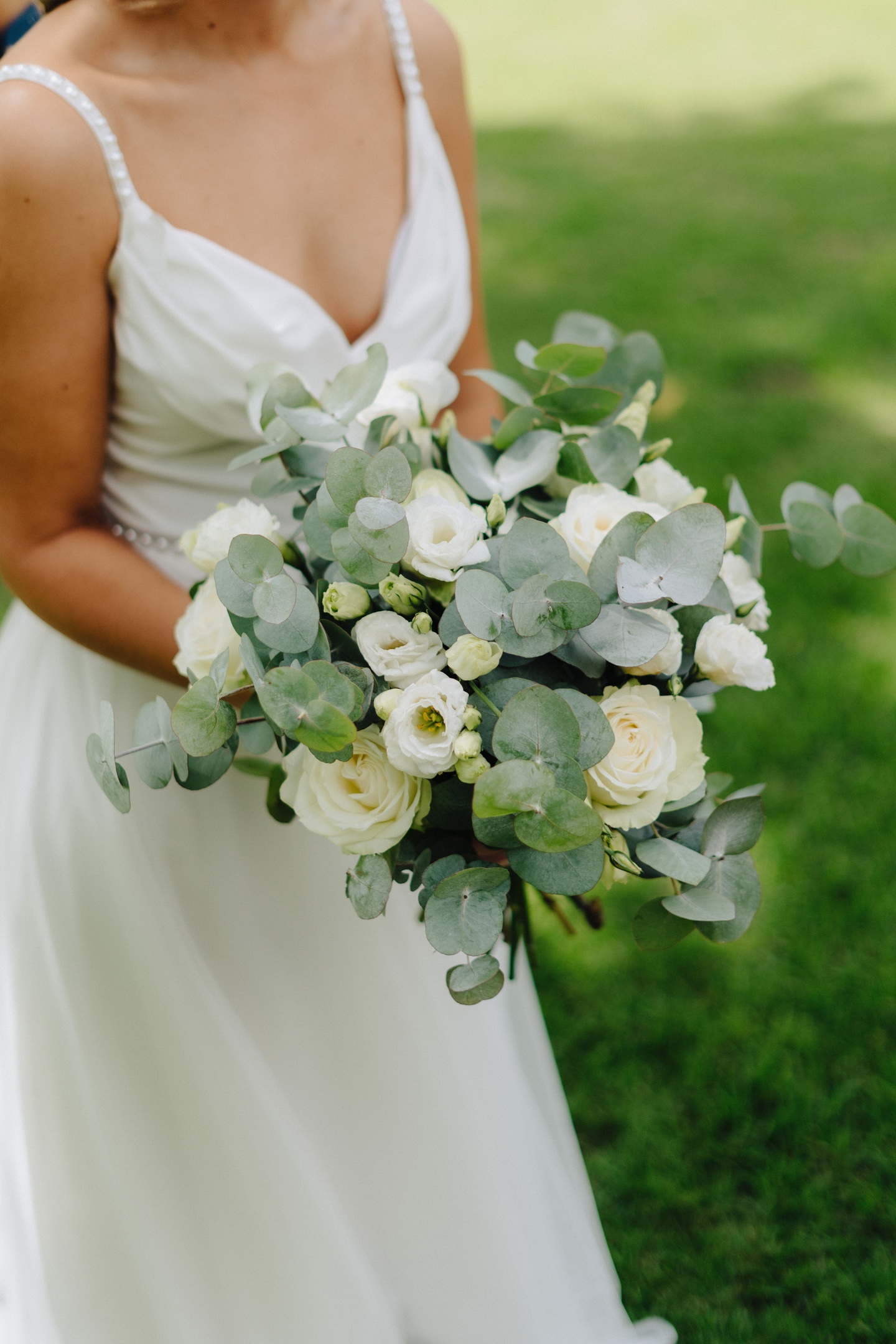 SHANI Besters' Bridal Boutique Hire Bridal Gown