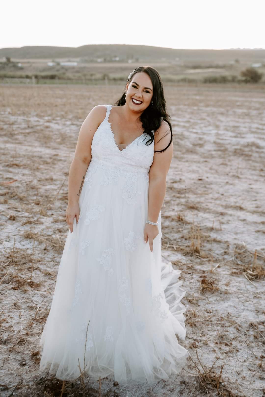 WILMARI Besters' Bridal Boutique Hire Bridal Gown 