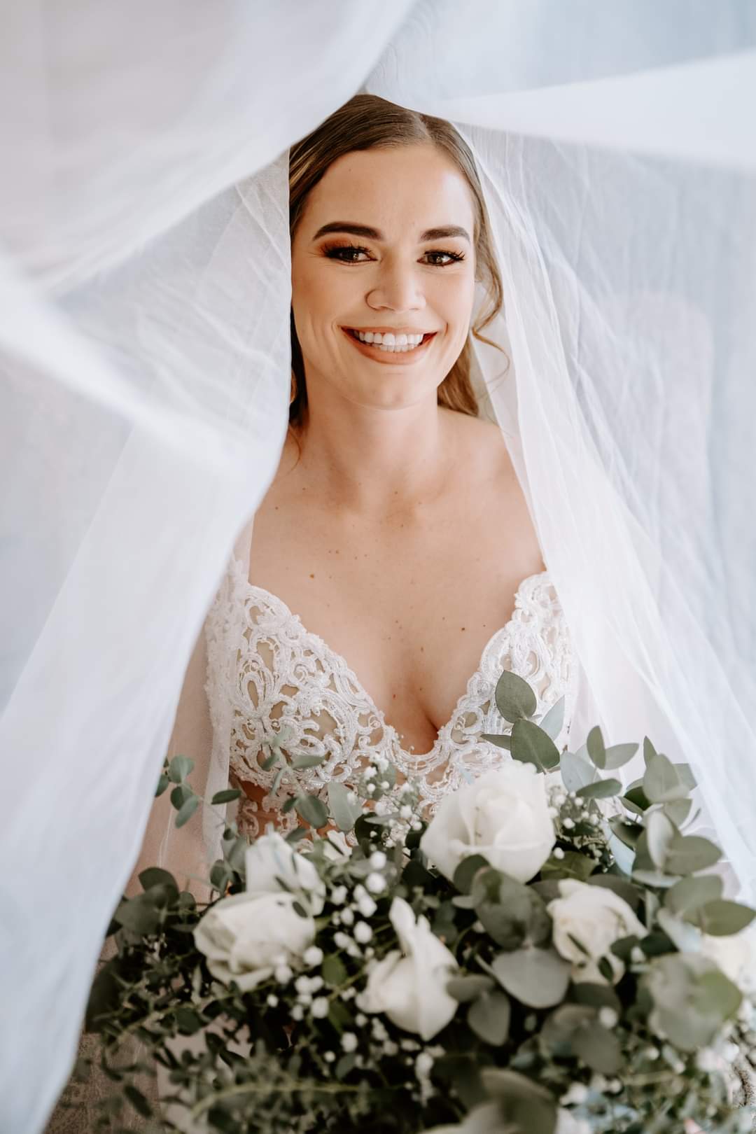 LANNEY Besters' Bridal Boutique Hire Bridal Gown