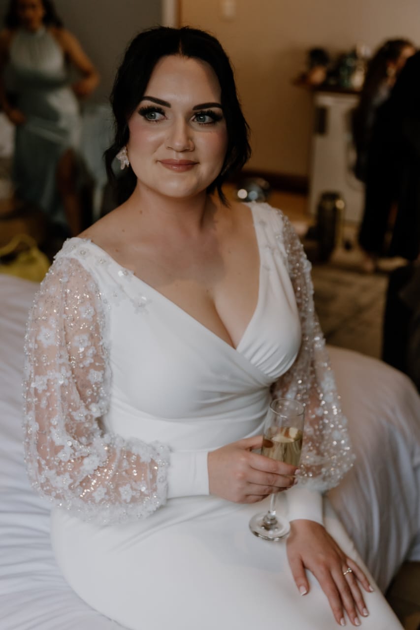 SANIQUE Besters' Bridal Boutique Hire Bridal Gown 