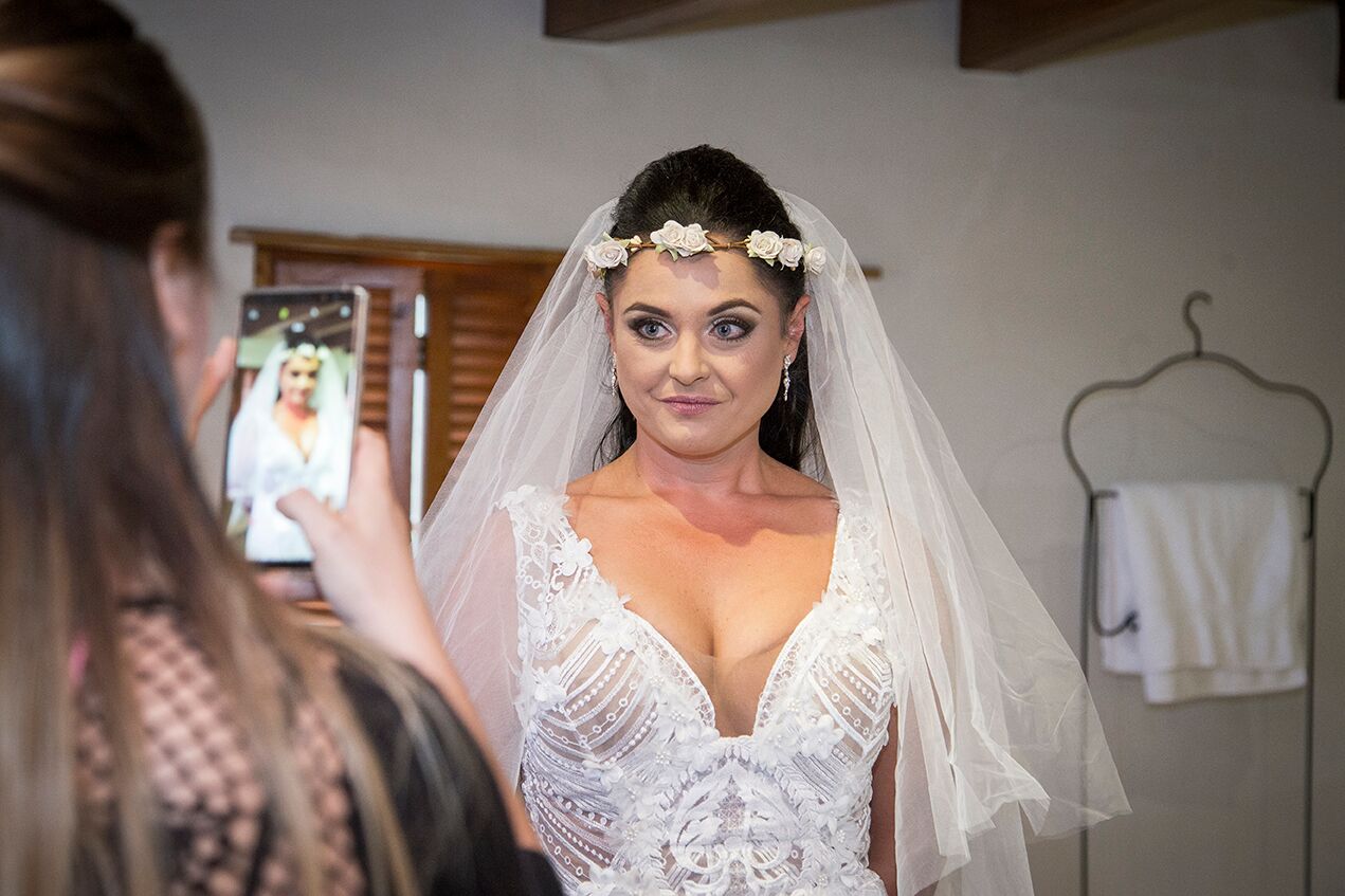 MICHELLE Besters' Bridal Boutique Hire Gown